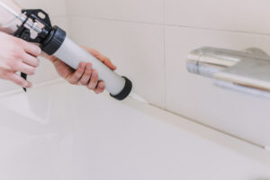 caulking bathtub