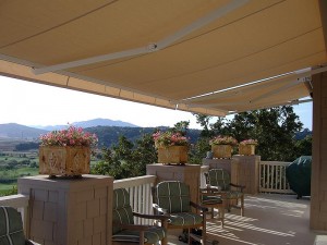 awning-shade-retractable