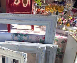 frames decorative items